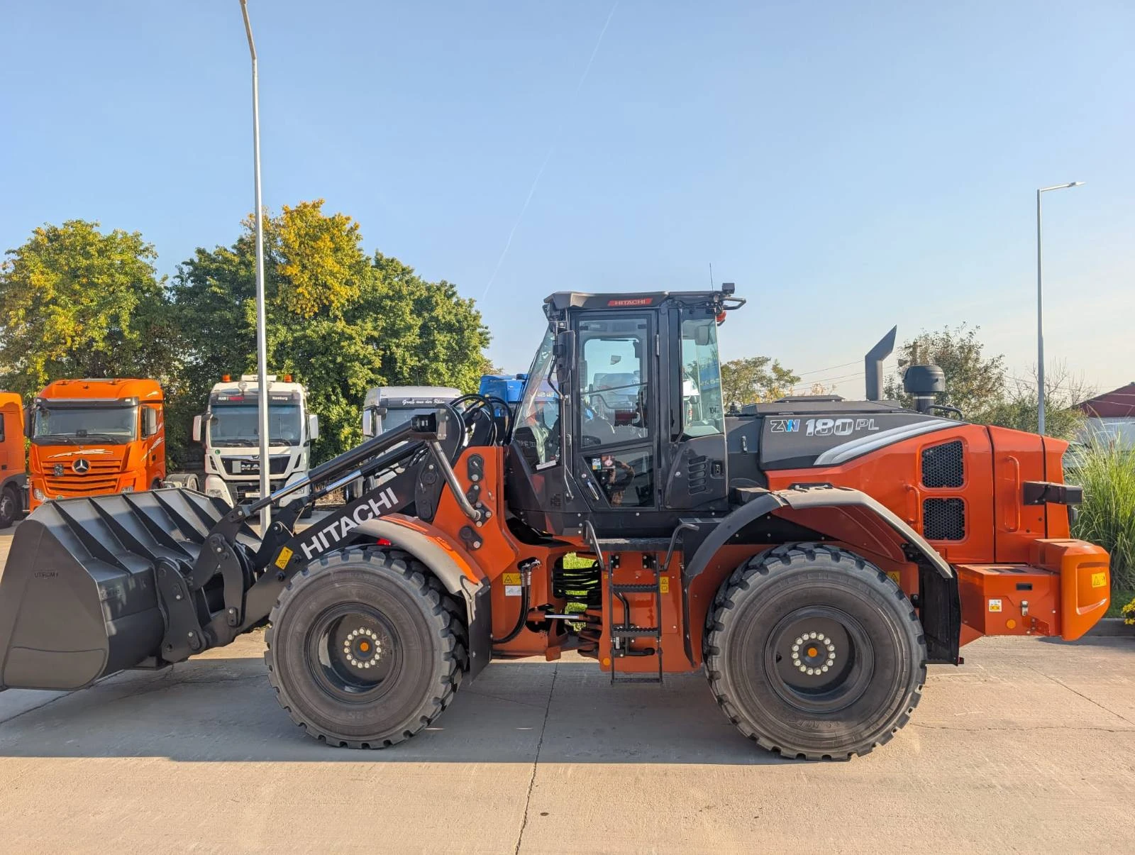   Hitachi ZW180PL-7 | Mobile.bg   2