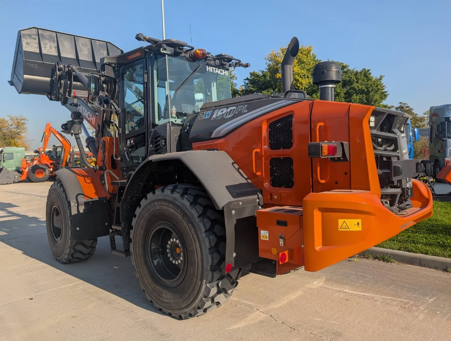   Hitachi ZW180PL-7 | Mobile.bg   3