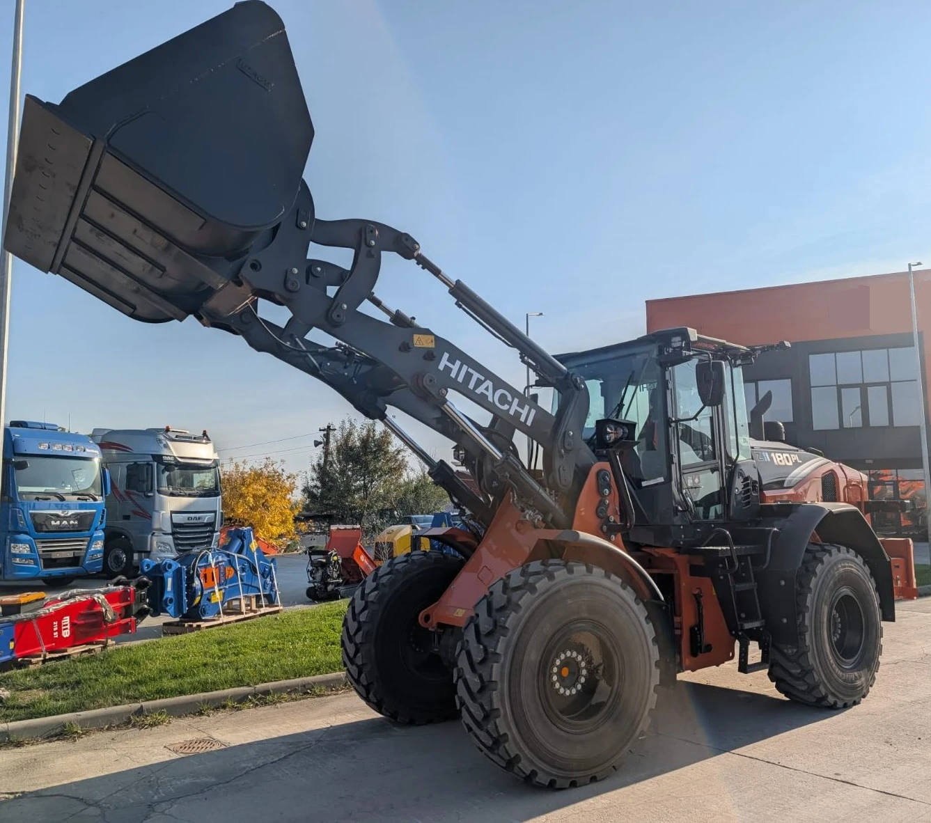   Hitachi ZW180PL-7 | Mobile.bg   1