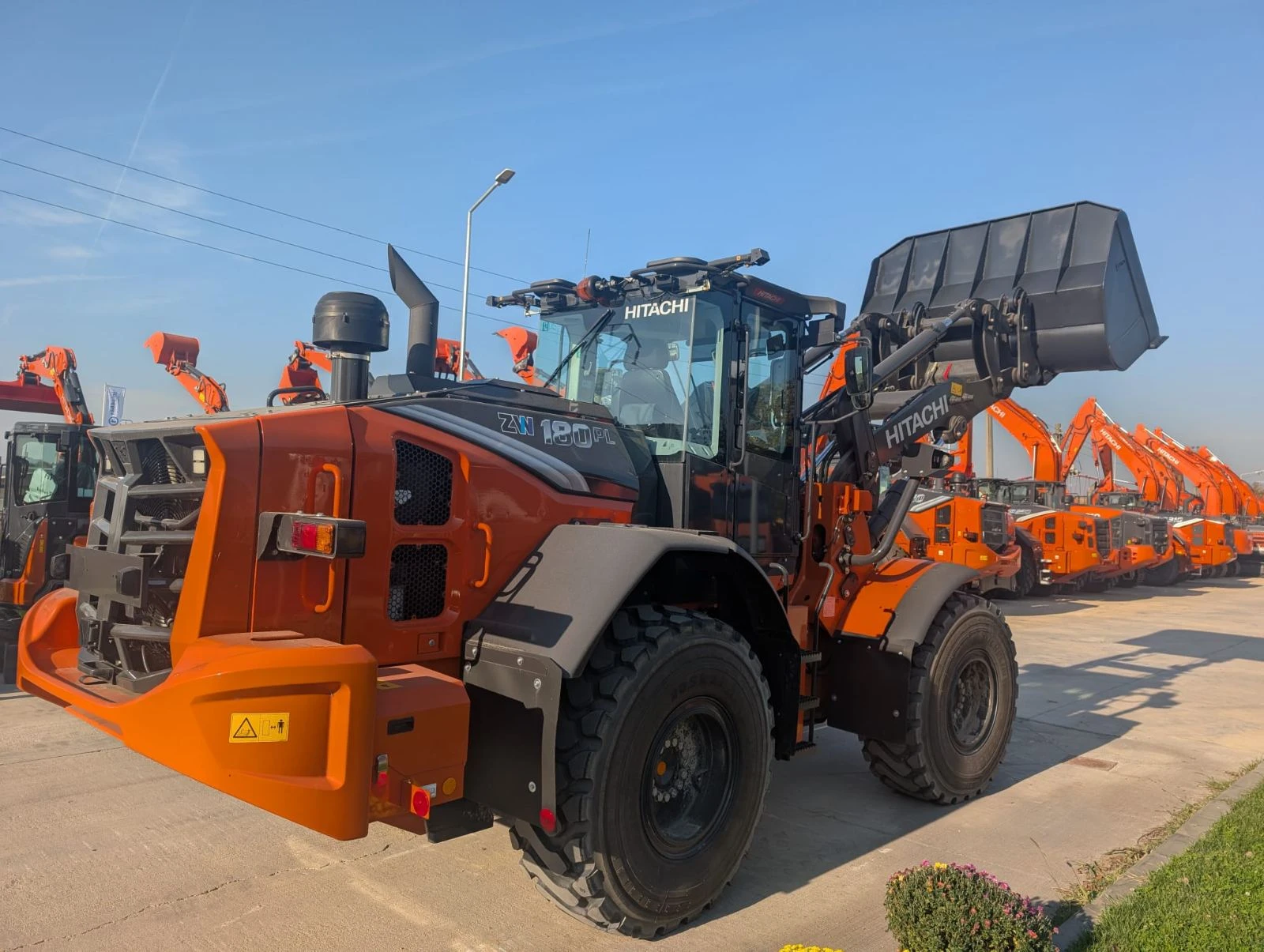   Hitachi ZW180PL-7 | Mobile.bg   4