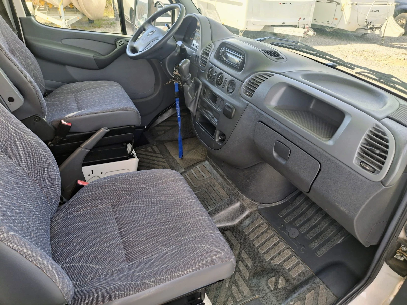 Кемпер Mercedes-Benz TEC Hymer 313 CDI, снимка 9 - Каравани и кемпери - 54129191