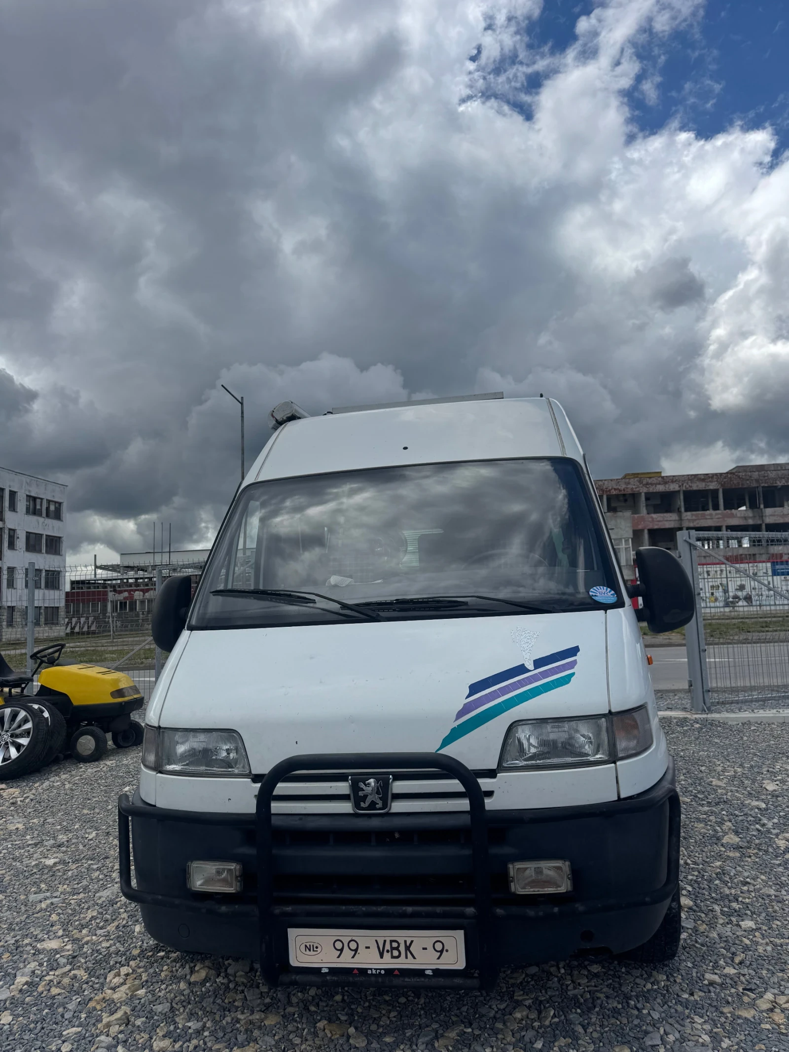 Кемпер Peugeot Turbo D, снимка 5 - Каравани и кемпери - 54632372