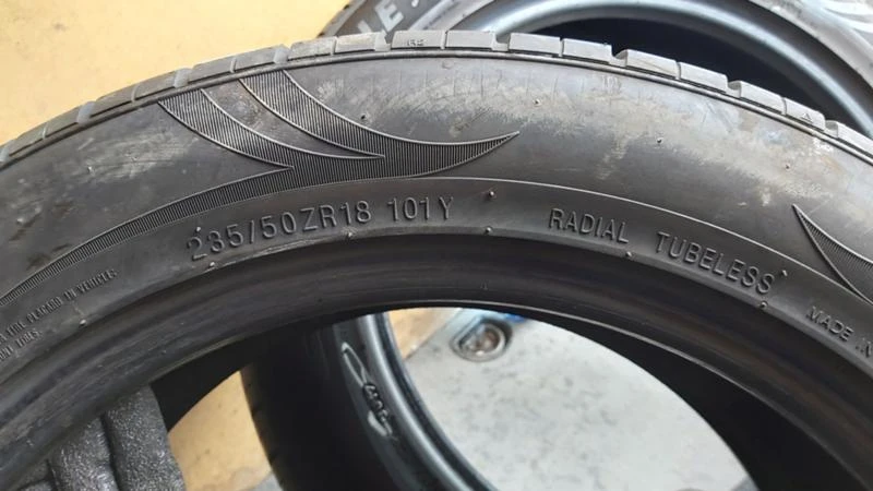 Гуми Летни 235/50R18, снимка 6 - Гуми и джанти - 28771166