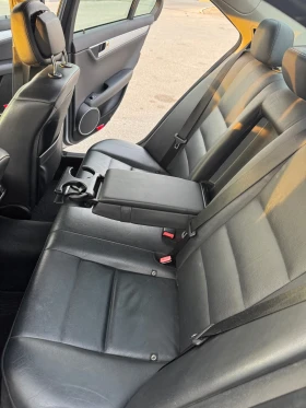 Mercedes-Benz C 200, снимка 9