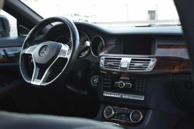 Mercedes-Benz CLS 550 * FULL AMG PACK* ПОДГРЕВИ* ОБДУХВАНЕ* ШИБИДАХ* , снимка 11