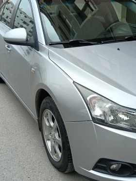 Chevrolet Cruze, снимка 1