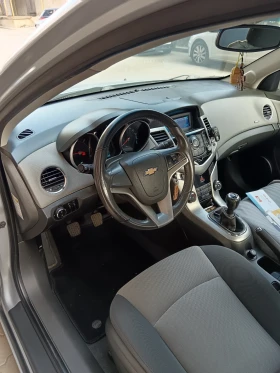 Chevrolet Cruze, снимка 3
