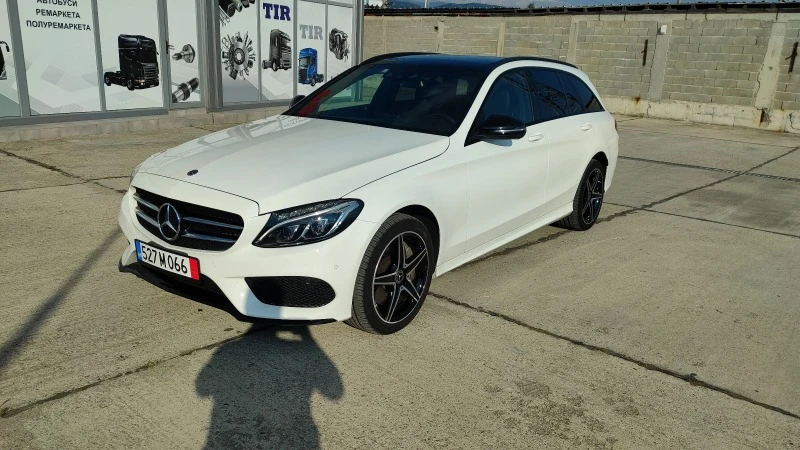 Mercedes-Benz C 250 9G 4 matic AMG Pano 73000км, снимка 1 - Автомобили и джипове - 46274360