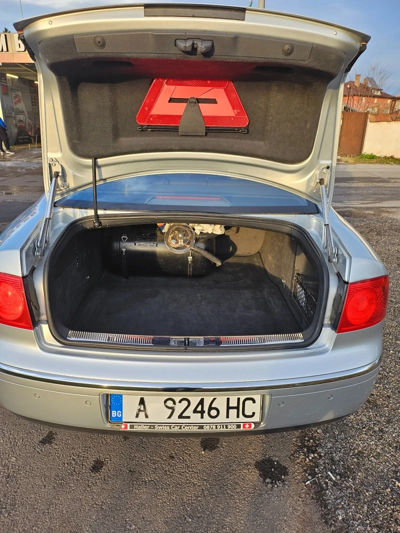 VW Phaeton 3.2 Газ/Бензин, снимка 6 - Автомобили и джипове - 47527876