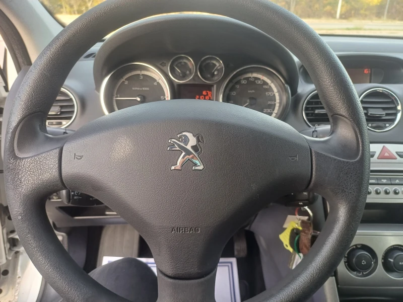 Peugeot 308 1.6HDI FACELIFT, снимка 11 - Автомобили и джипове - 47772717