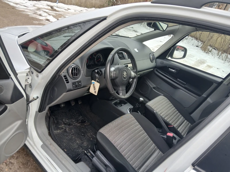 Suzuki SX4 1.6 i 4x4, снимка 9 - Автомобили и джипове - 48716667