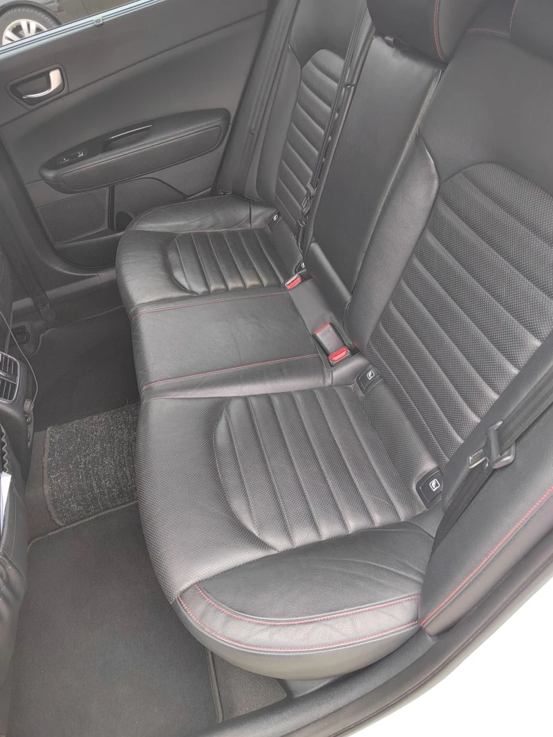 Kia Optima Gt Line, снимка 14 - Автомобили и джипове - 51739350