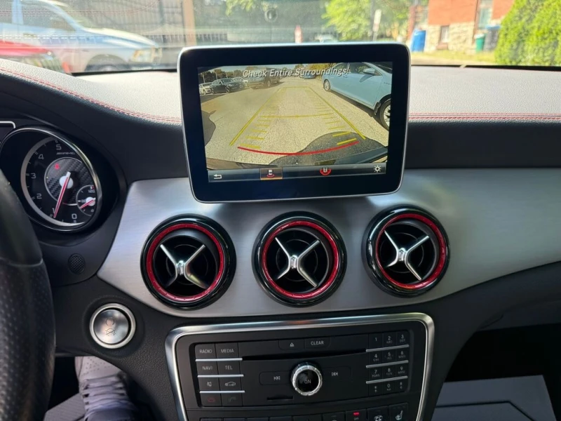 Mercedes-Benz CLA * 4dr Sdn AMG 45 4MATIC * CARFAX * ЦЕНА ДО БГ, снимка 11 - Автомобили и джипове - 52999675