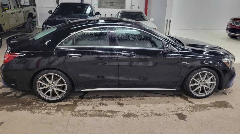 Mercedes-Benz CLA * AMG 45 * CARFAX * БЕЗ ПЪРВОНАЧАЛНА ВНОСКА, снимка 3 - Автомобили и джипове - 53053116