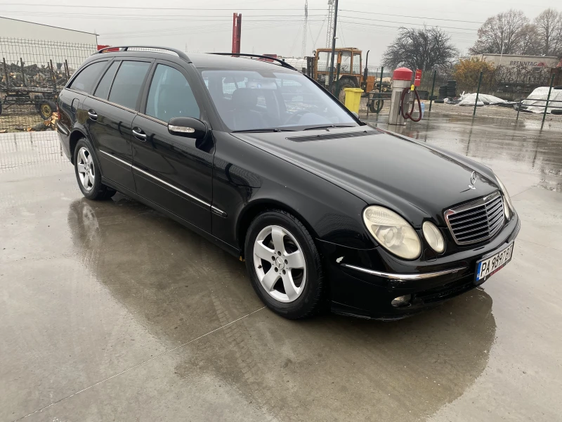 Mercedes-Benz E 320, снимка 11 - Автомобили и джипове - 53125174