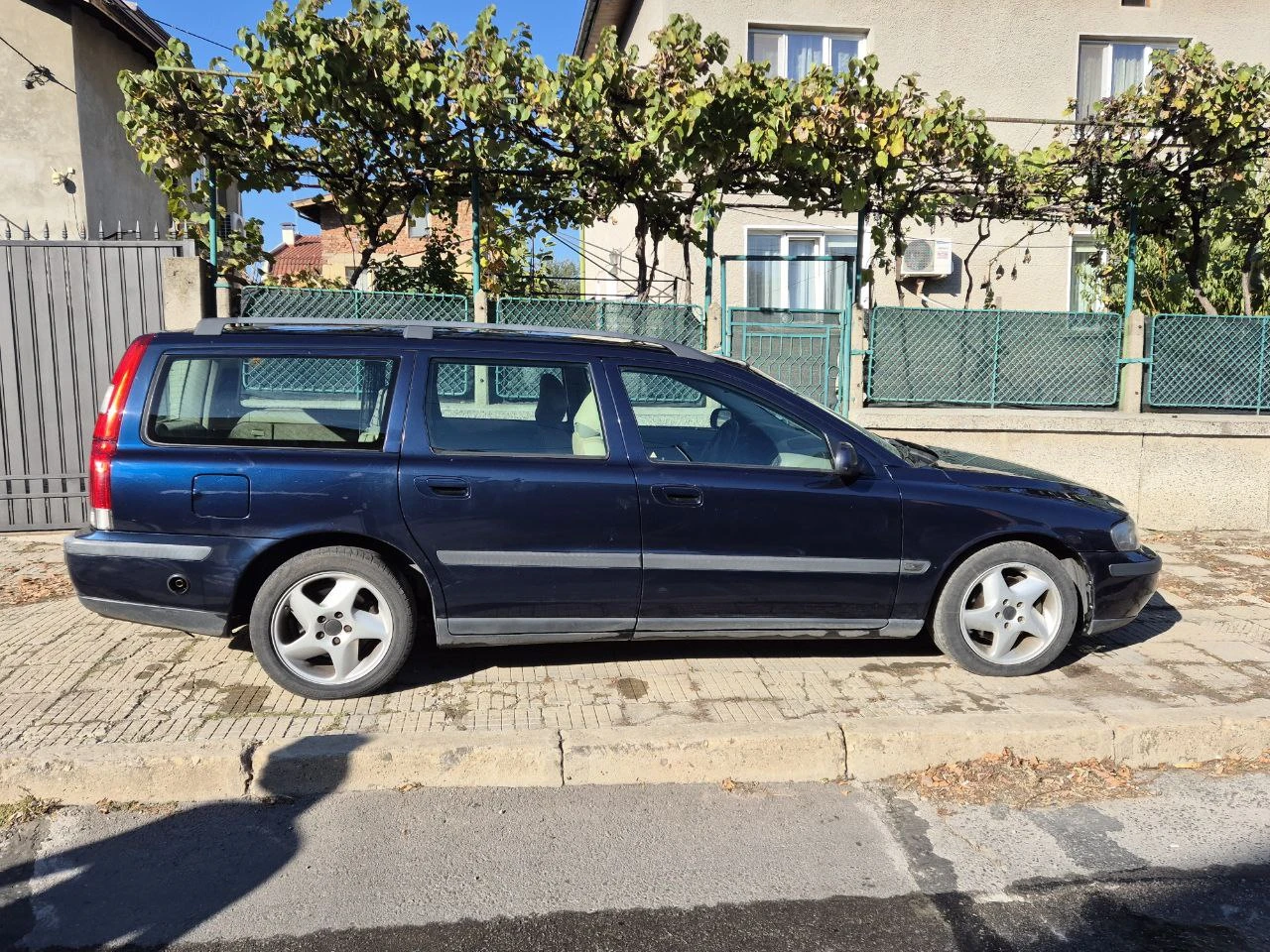 Volvo V70 АГУ, 2.4 - изображение 6