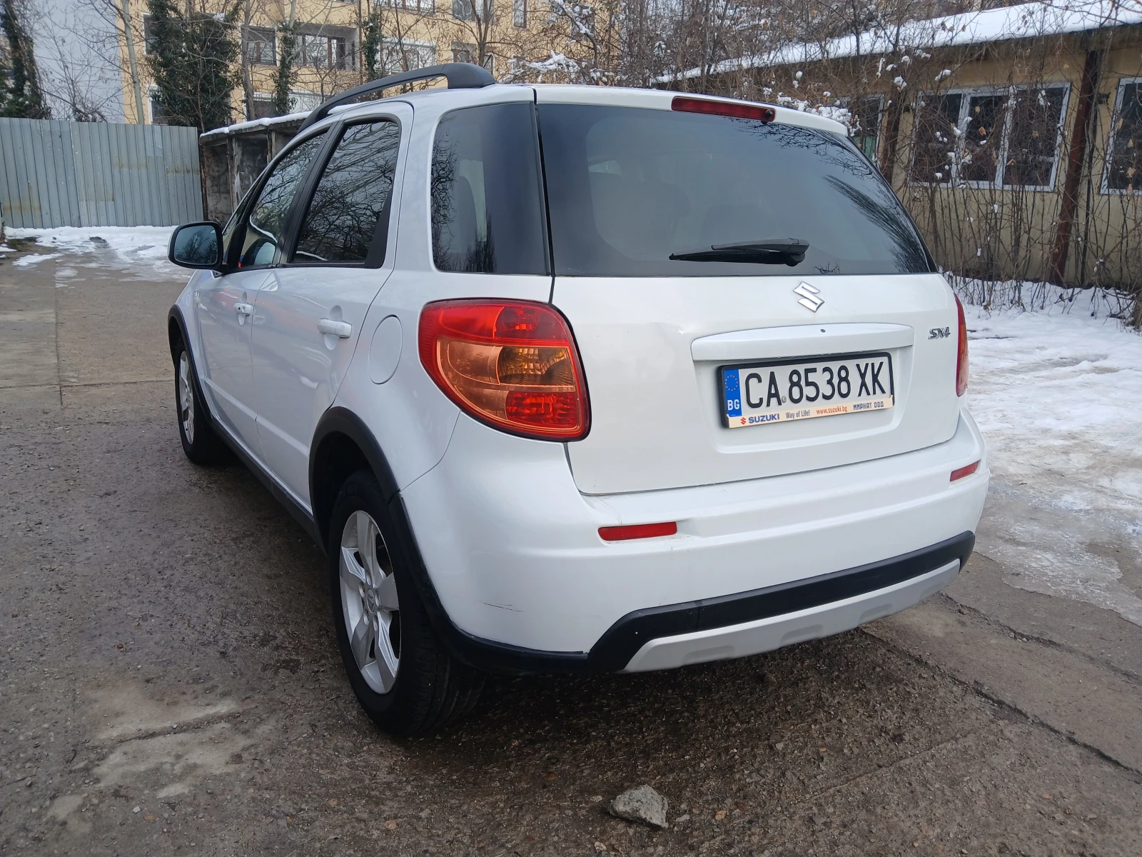 Suzuki SX4 1.6 i 4x4 - изображение 7