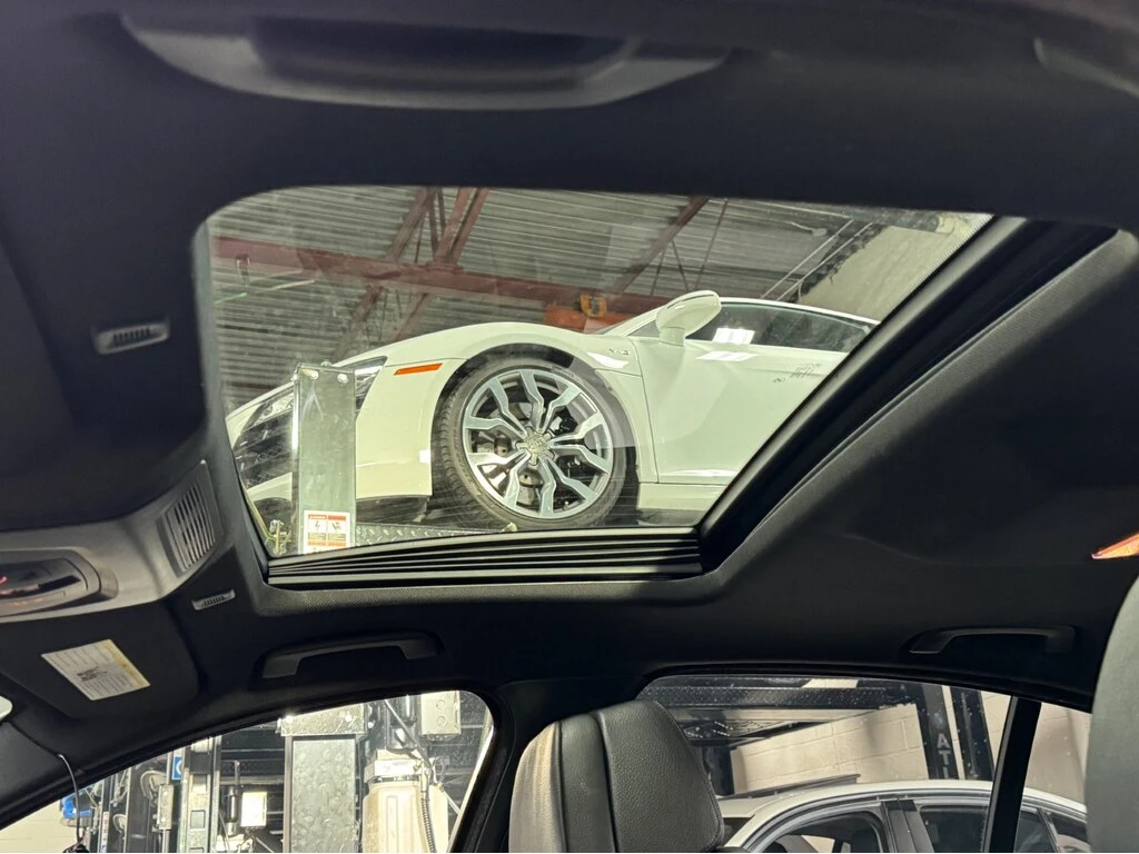 BMW 528 XDRIVE 4DR SDN AWD M-PACKAGE | Mobile.bg   17