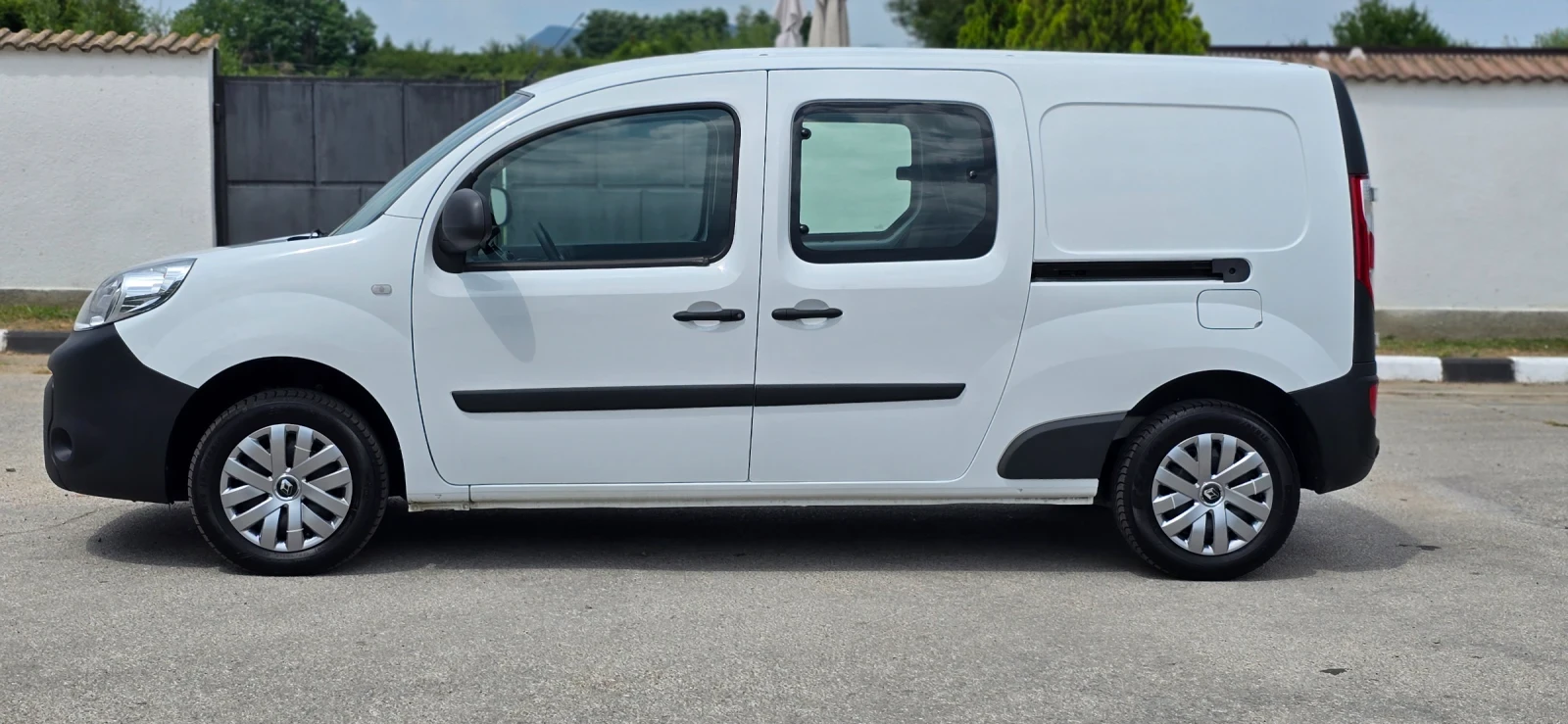 Renault Kangoo MAXI 4+ 1 N1  - изображение 3