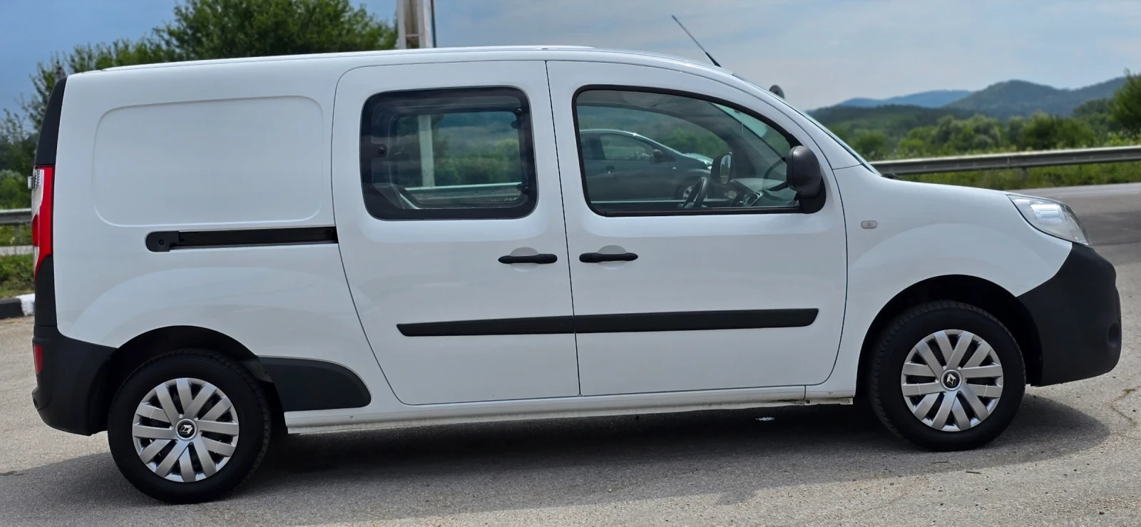 Renault Kangoo MAXI 4+ 1 N1  - изображение 6