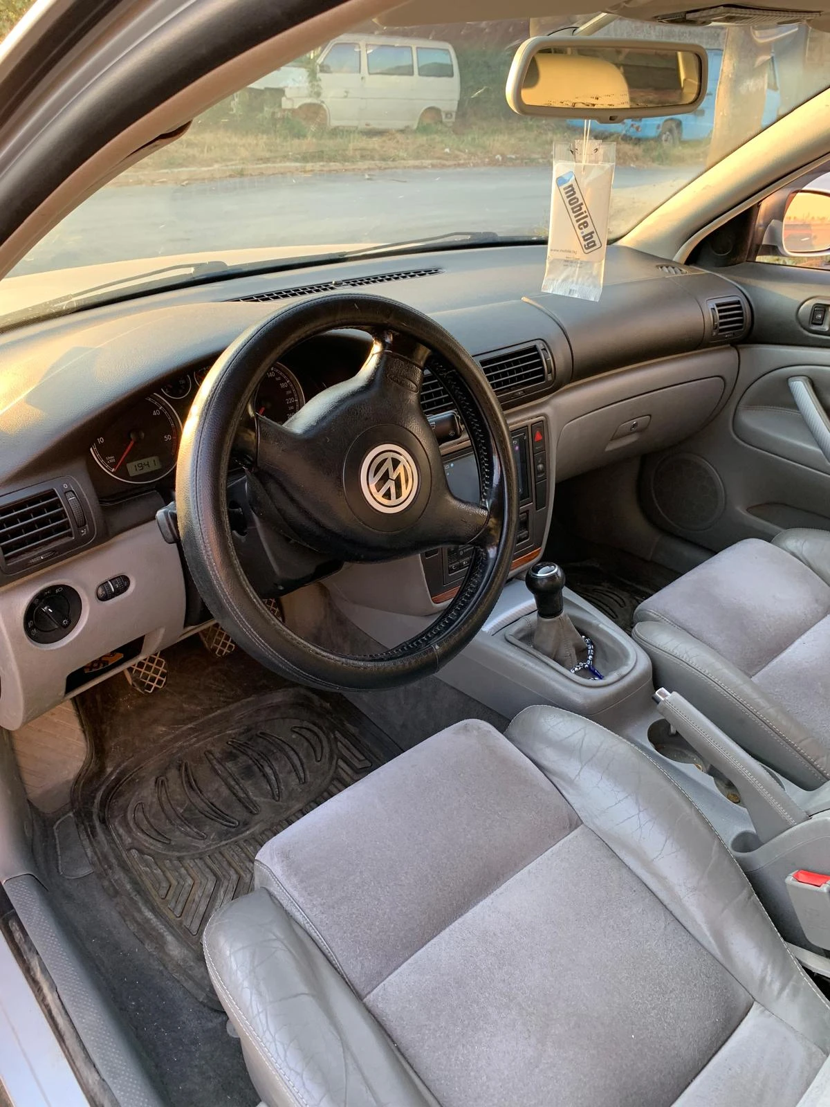 VW Passat 1.9 TDI HIGHLINE - изображение 10