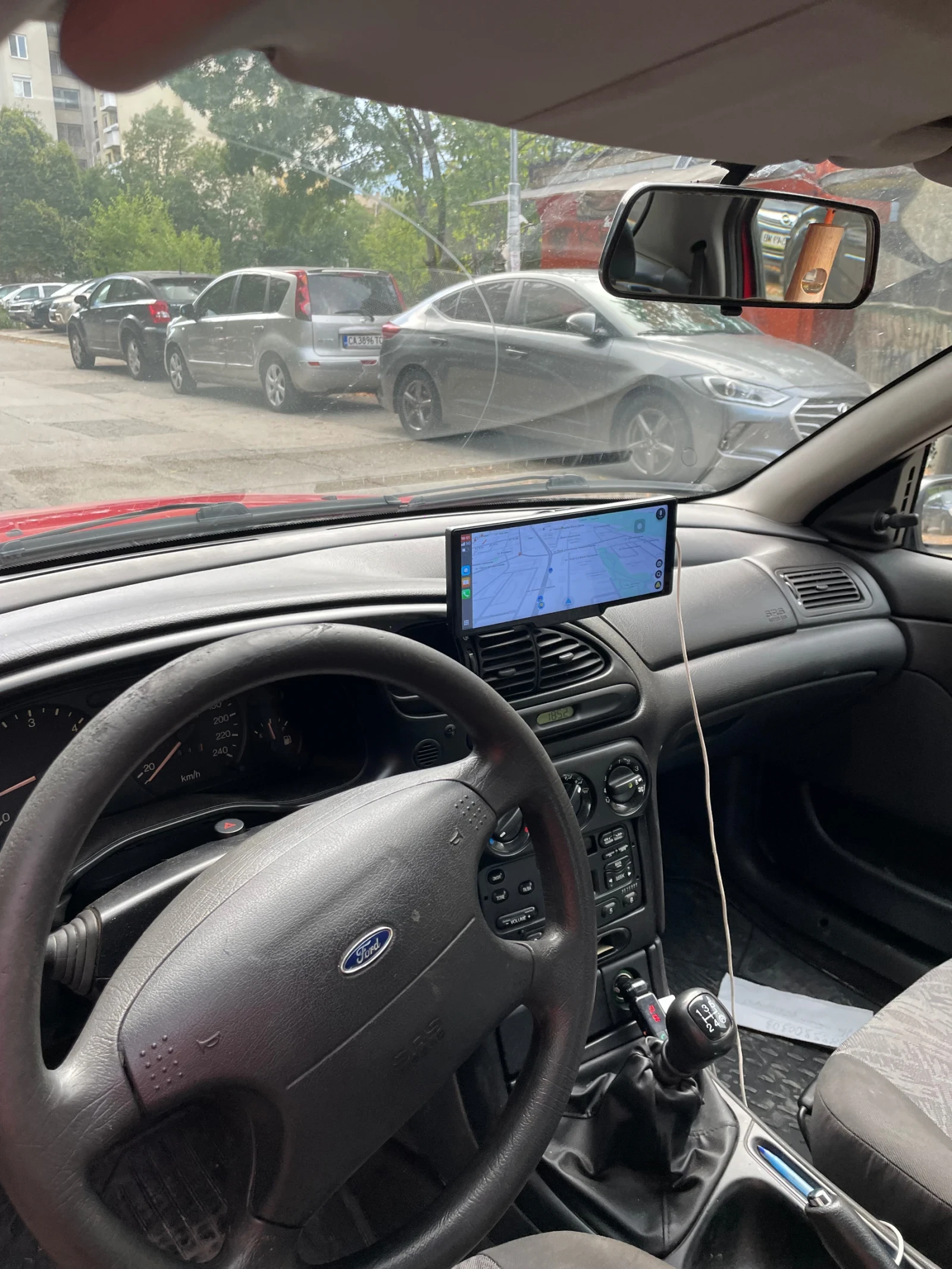 Ford Mondeo 1.8TD 90hp sedan  - изображение 6