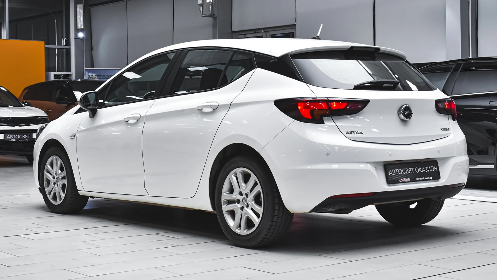 Opel Astra 1.4 Turbo Enjoy - изображение 7