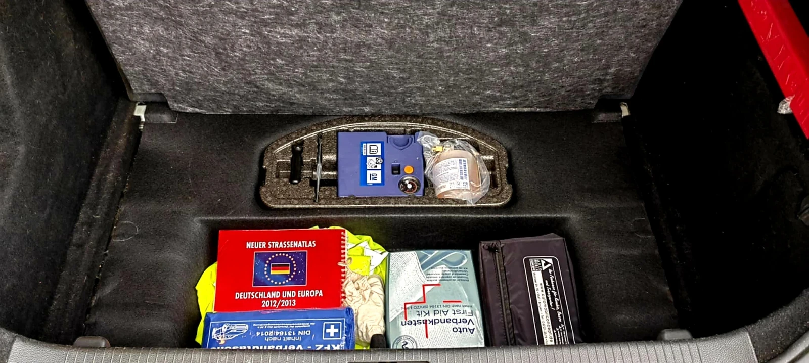 Opel Astra Astra J 1.7 CDTI 110 к.с. Facelift ecoFLEX NAVI, снимка 16 - Автомобили и джипове - 53990279