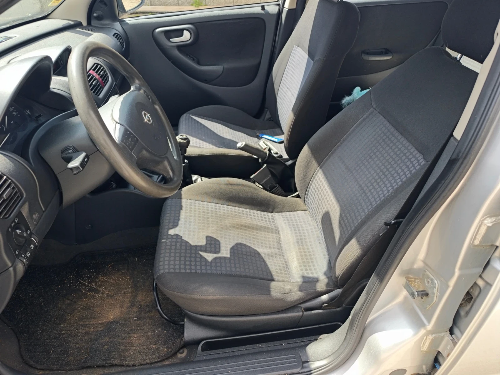 Opel Corsa 1.2 16v На части, снимка 7 - Автомобили и джипове - 54153806