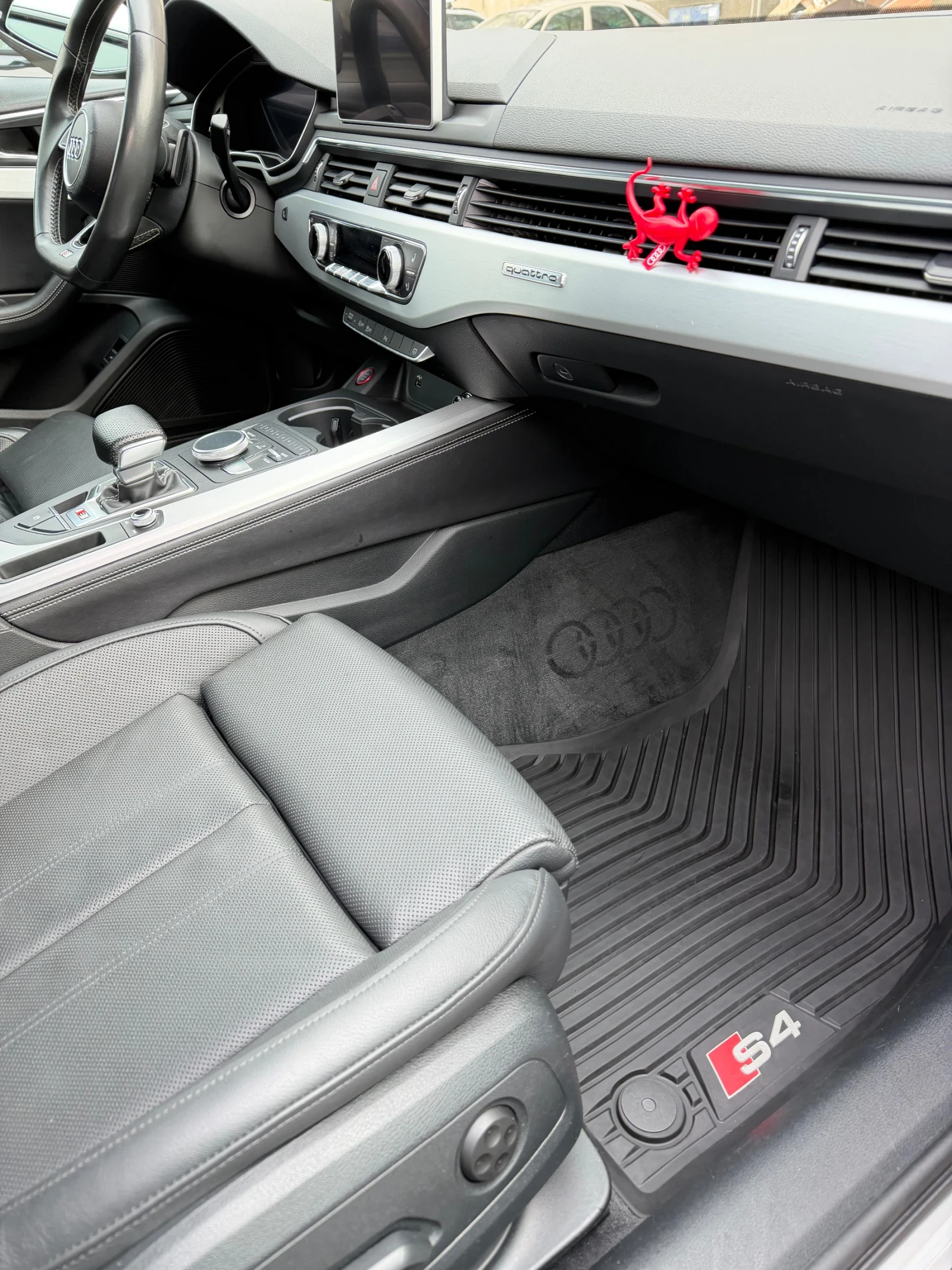 Audi S4, снимка 7 - Автомобили и джипове - 54370249
