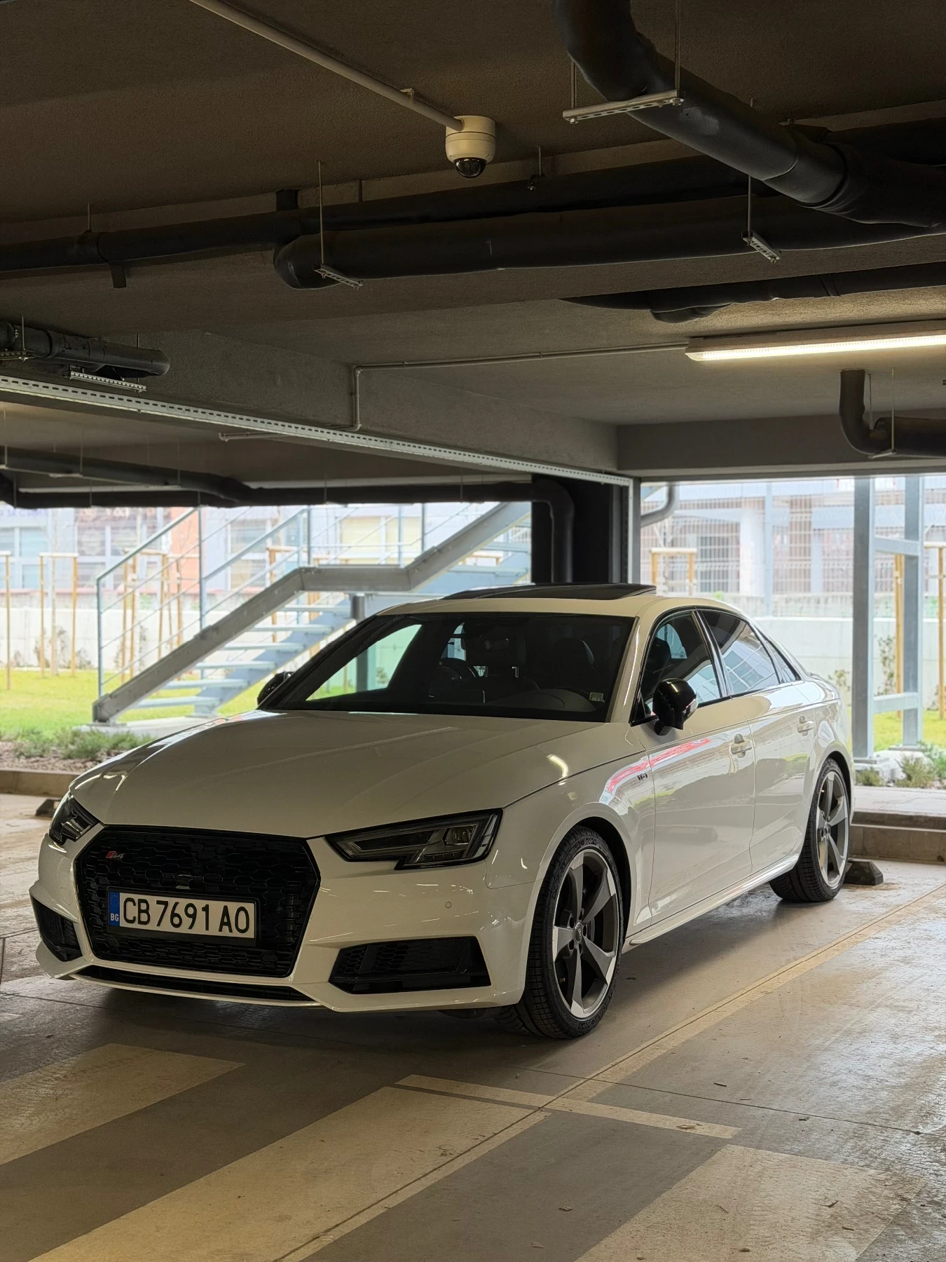 Audi S4, снимка 2 - Автомобили и джипове - 54370249