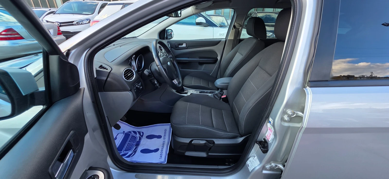 Ford Focus 1.6i 100k.c UNIKAT ITALIA 89000KM., снимка 7 - Автомобили и джипове - 54569016