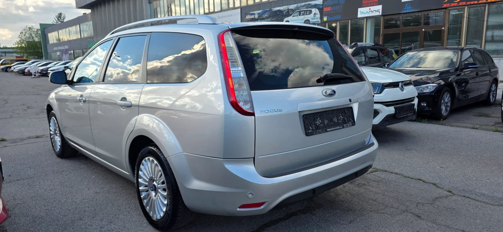 Ford Focus 1.6i 100k.c UNIKAT ITALIA 89000KM., снимка 6 - Автомобили и джипове - 54569016