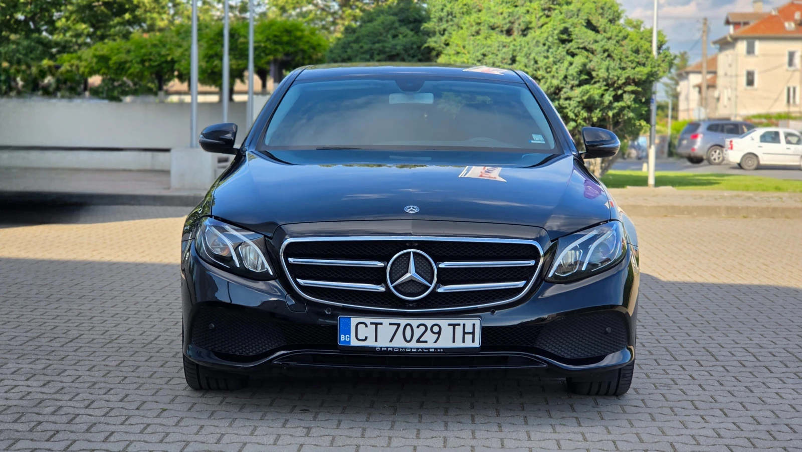 Mercedes-Benz E 220 CDI 9G-tronic Camera Ambient, снимка 2 - Автомобили и джипове - 54645083