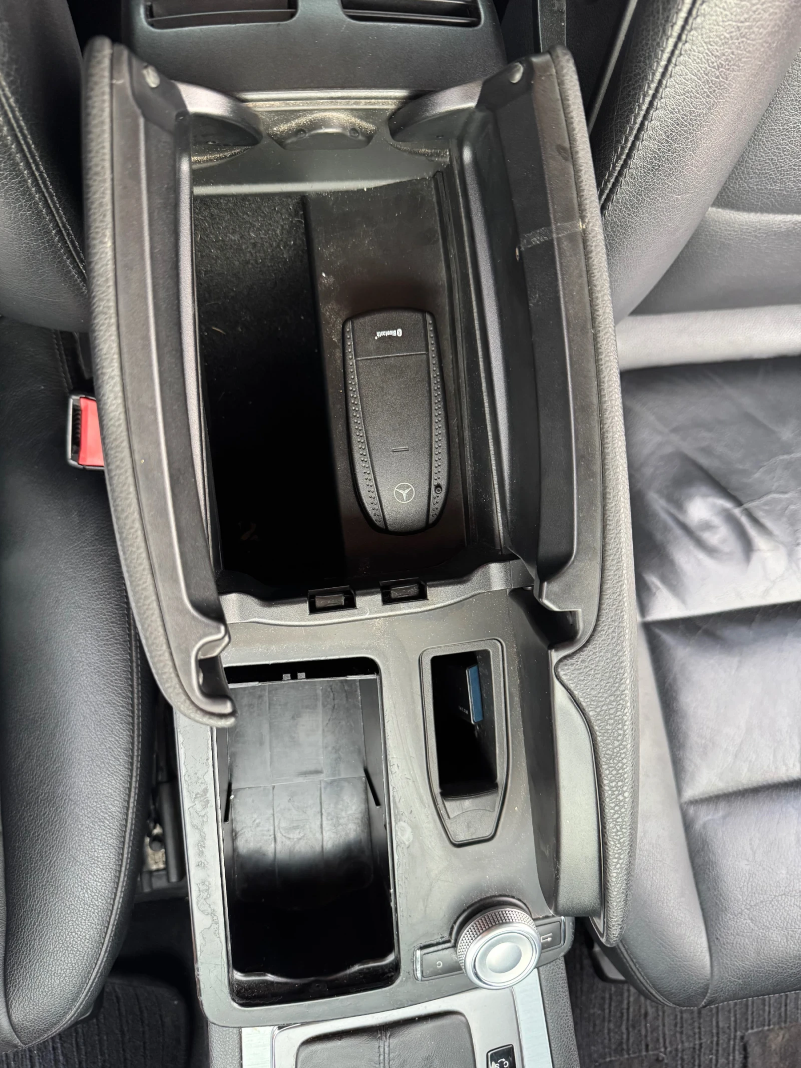 Mercedes-Benz C 200, снимка 12 - Автомобили и джипове - 54861542