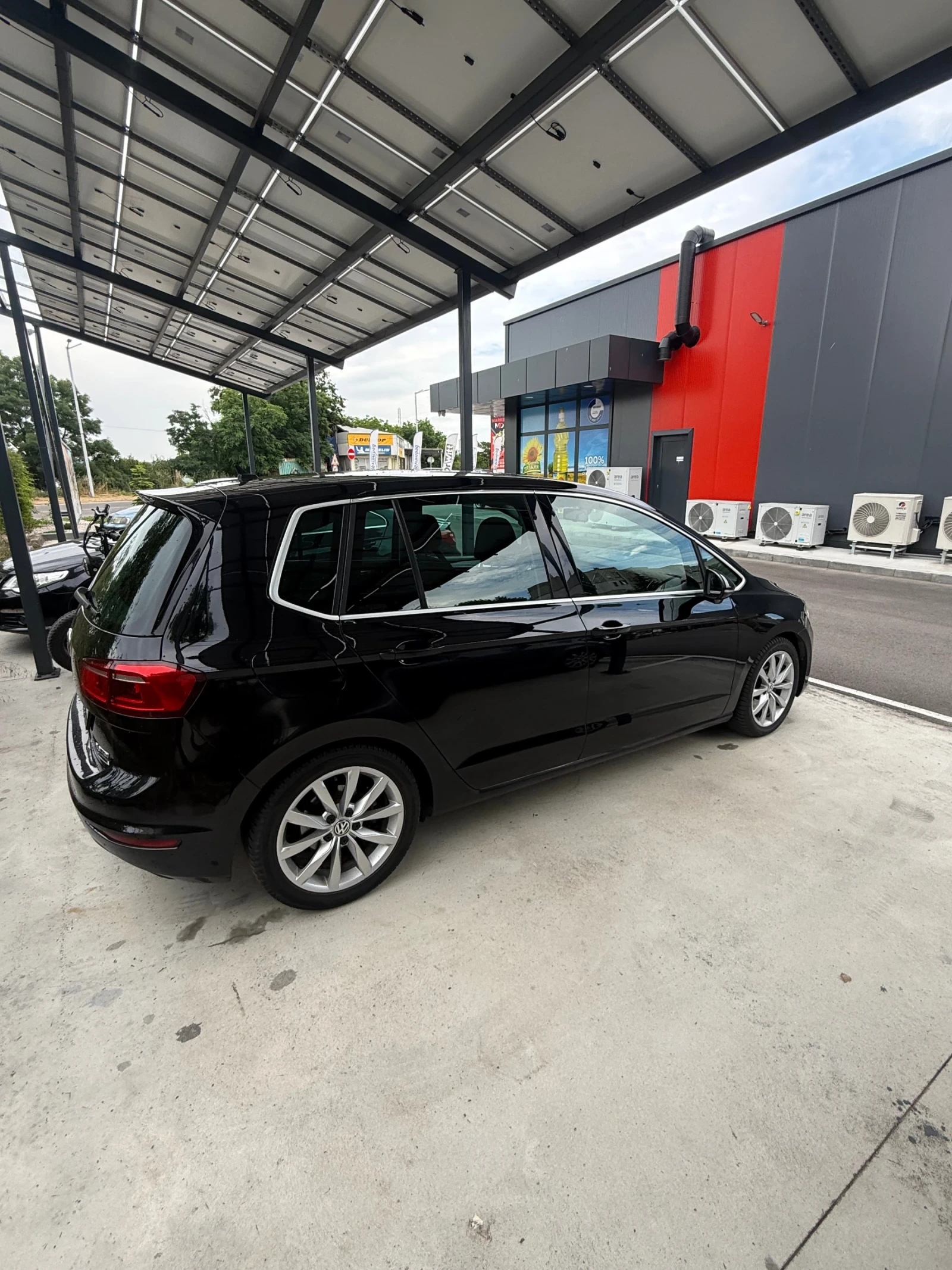 VW Sportsvan Golf sportsvan 2.0tdi , снимка 5 - Автомобили и джипове - 54948615