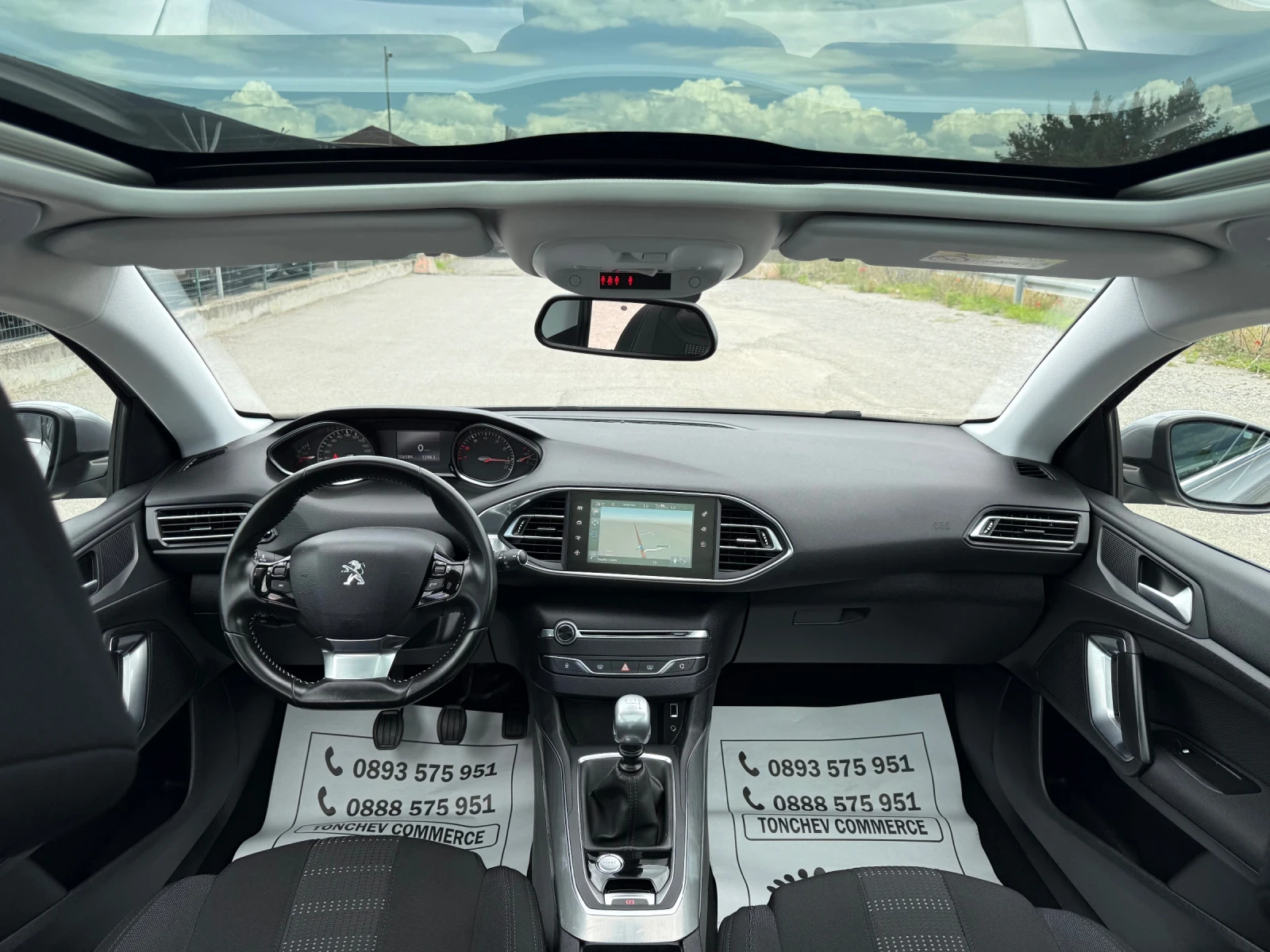 Peugeot 308 1.2i-TURBO-106.000km-НАПЪЛНО РЕАЛНИ-КАМЕРА-ПАНОРАМ, снимка 13 - Автомобили и джипове - 54957653