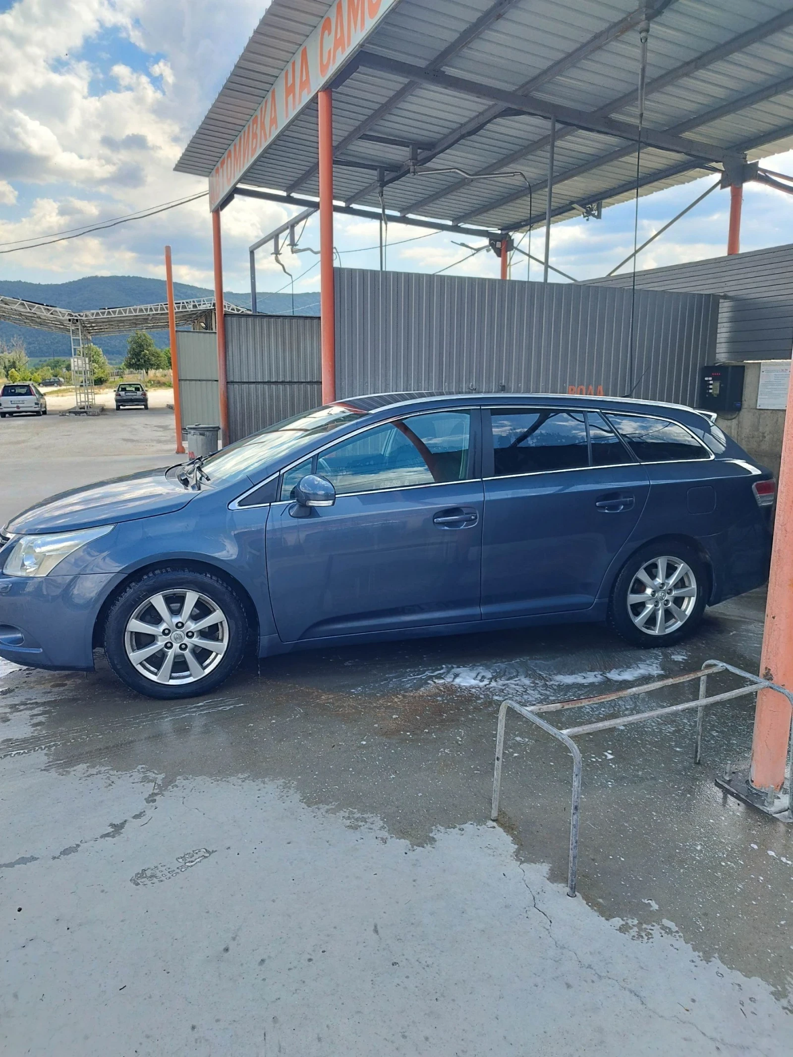 Toyota Avensis, снимка 6 - Автомобили и джипове - 55353759