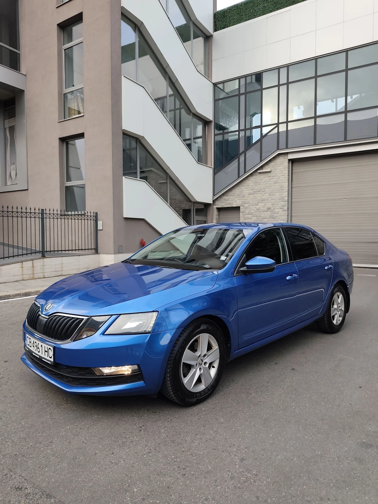 Skoda Octavia Avtomat 2019г 1 собственик, УНИКАЛЕН , снимка 5 - Автомобили и джипове - 55424580
