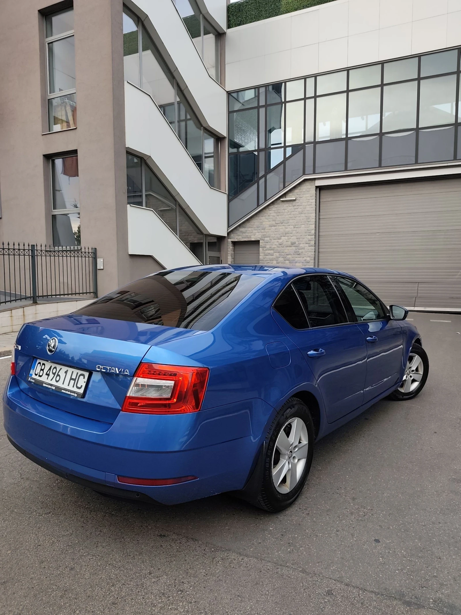 Skoda Octavia Avtomat 2019г 1 собственик, УНИКАЛЕН , снимка 7 - Автомобили и джипове - 55424580
