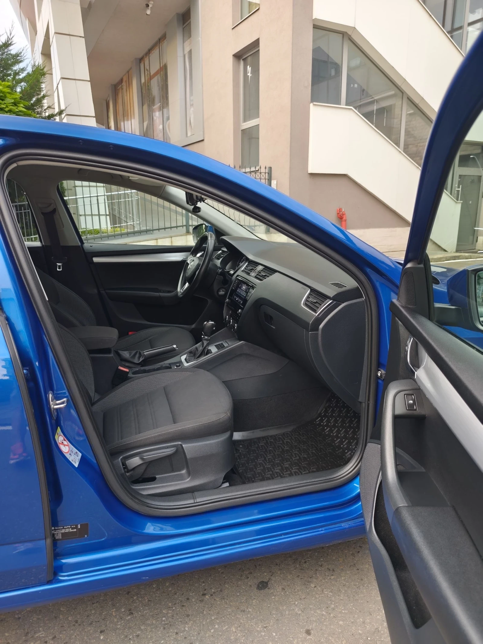 Skoda Octavia Avtomat 2019г 1 собственик, УНИКАЛЕН , снимка 12 - Автомобили и джипове - 55424580