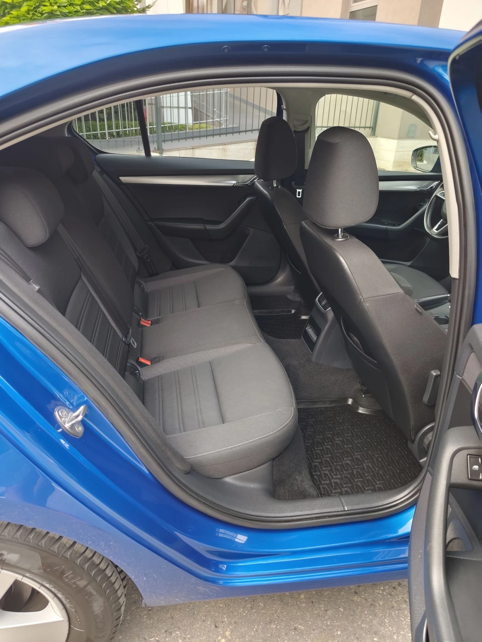 Skoda Octavia Avtomat 2019г 1 собственик, УНИКАЛЕН , снимка 14 - Автомобили и джипове - 55424580
