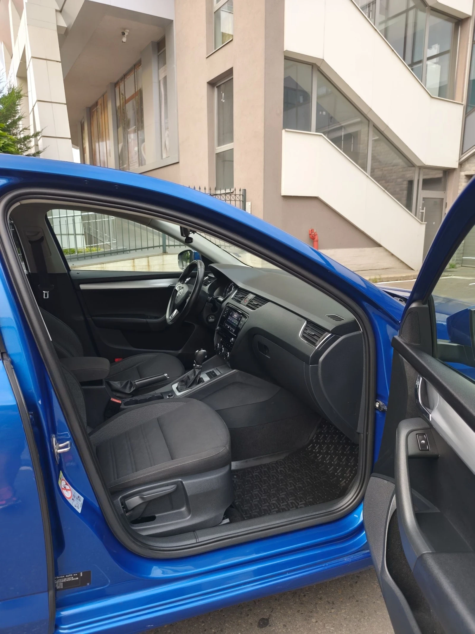 Skoda Octavia Avtomat 2019г 1 собственик, УНИКАЛЕН , снимка 11 - Автомобили и джипове - 55424580