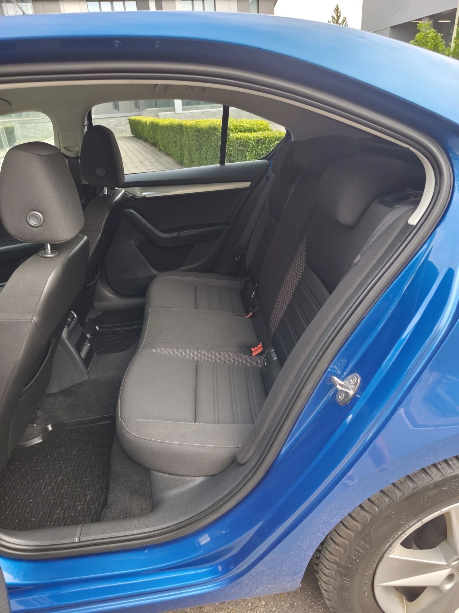 Skoda Octavia Avtomat 2019г 1 собственик, УНИКАЛЕН , снимка 16 - Автомобили и джипове - 55424580