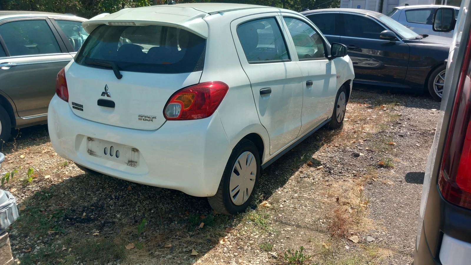 Mitsubishi Space star 1.0 i, снимка 3 - Автомобили и джипове - 55642401