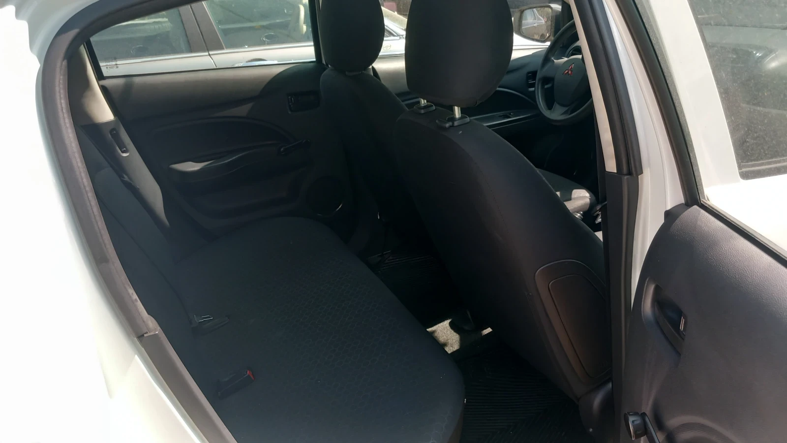 Mitsubishi Space star 1.0 i, снимка 10 - Автомобили и джипове - 55642401