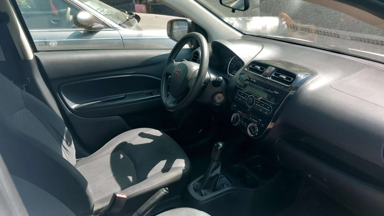 Mitsubishi Space star 1.0 i, снимка 11 - Автомобили и джипове - 55642401