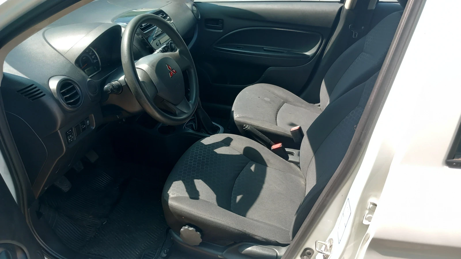 Mitsubishi Space star 1.0 i, снимка 5 - Автомобили и джипове - 55642401