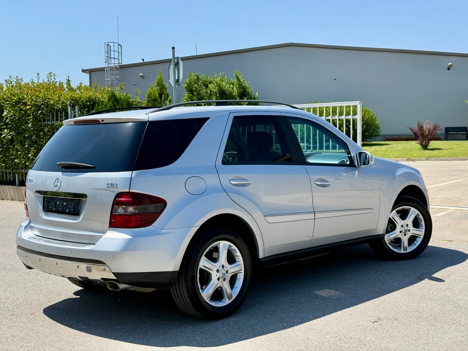 Mercedes-Benz 320 V6/ Sport/ 4matic/ harman kardon/ , снимка 7 - Автомобили и джипове - 55642798