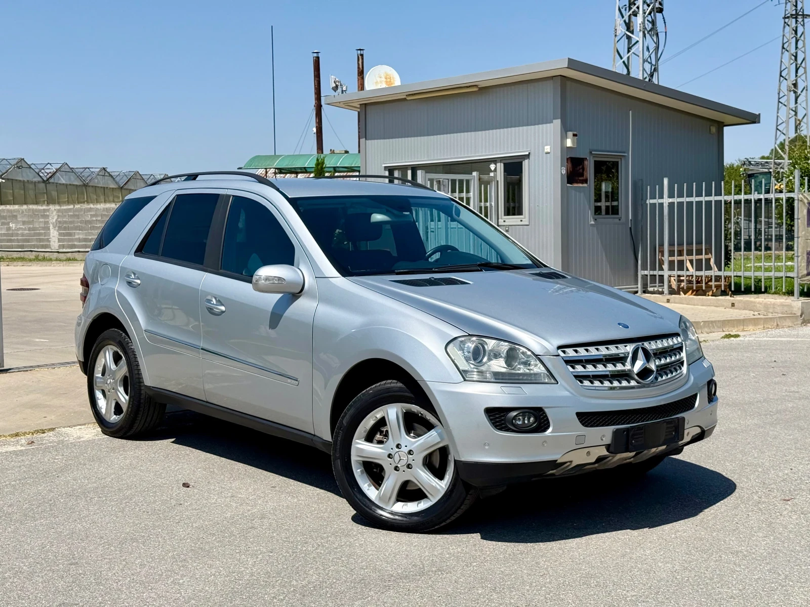Mercedes-Benz 320 V6/ Sport/ 4matic/ harman kardon/ , снимка 2 - Автомобили и джипове - 55642798